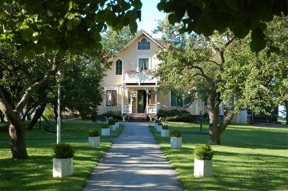 Warfsholm Hotel Klintehamn Exterior photo