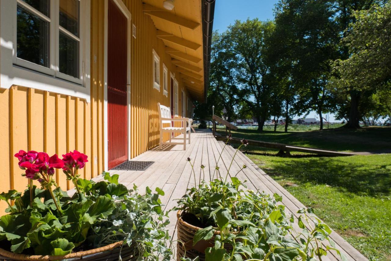 Warfsholm Hotel Klintehamn Exterior photo
